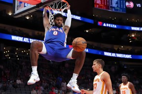 开云全站登录入口76人队惨败后更衣室爆发冲突，主帅回应，公司以后生活管理.